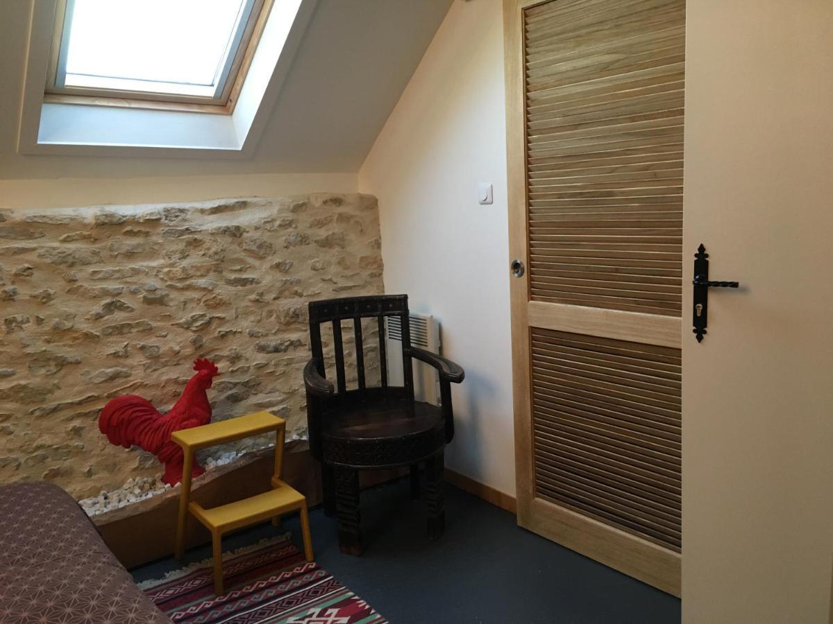 Fontenay-près-Vézelay Au Cheval Bleu Bed & Breakfast エクステリア 写真