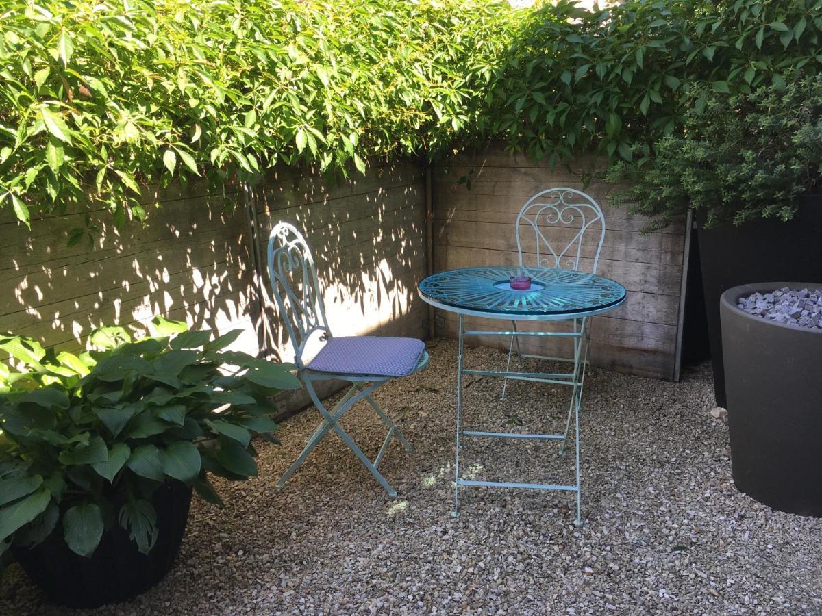 Fontenay-près-Vézelay Au Cheval Bleu Bed & Breakfast エクステリア 写真