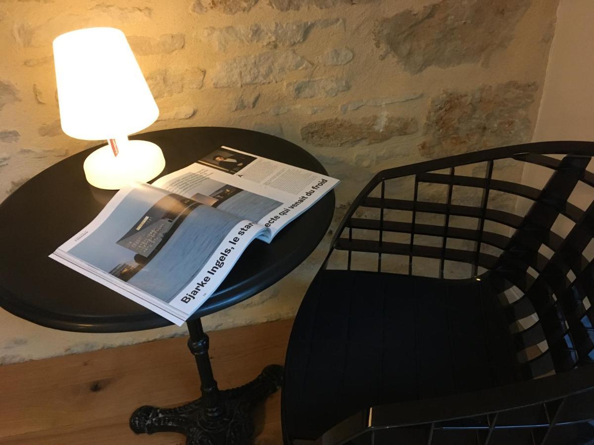 Fontenay-près-Vézelay Au Cheval Bleu Bed & Breakfast エクステリア 写真