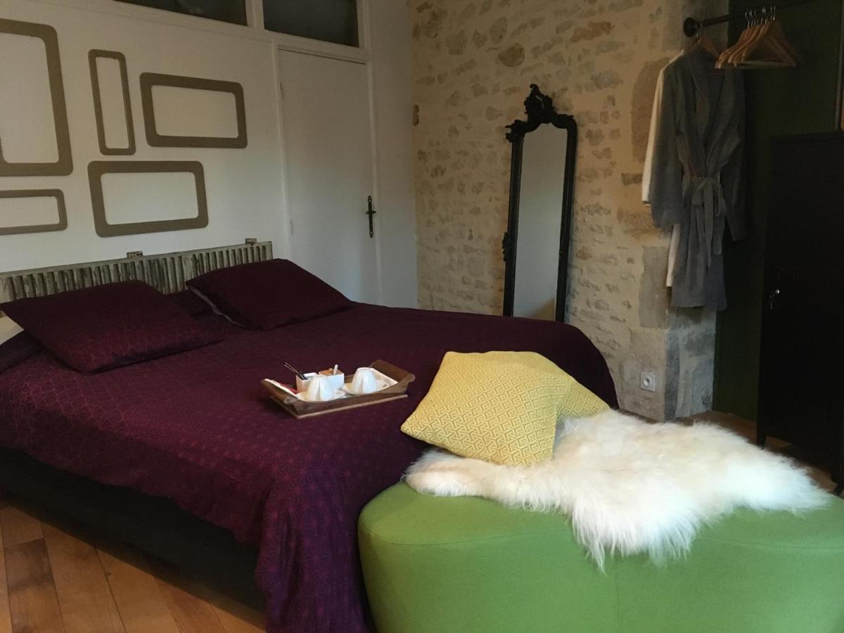 Fontenay-près-Vézelay Au Cheval Bleu Bed & Breakfast エクステリア 写真