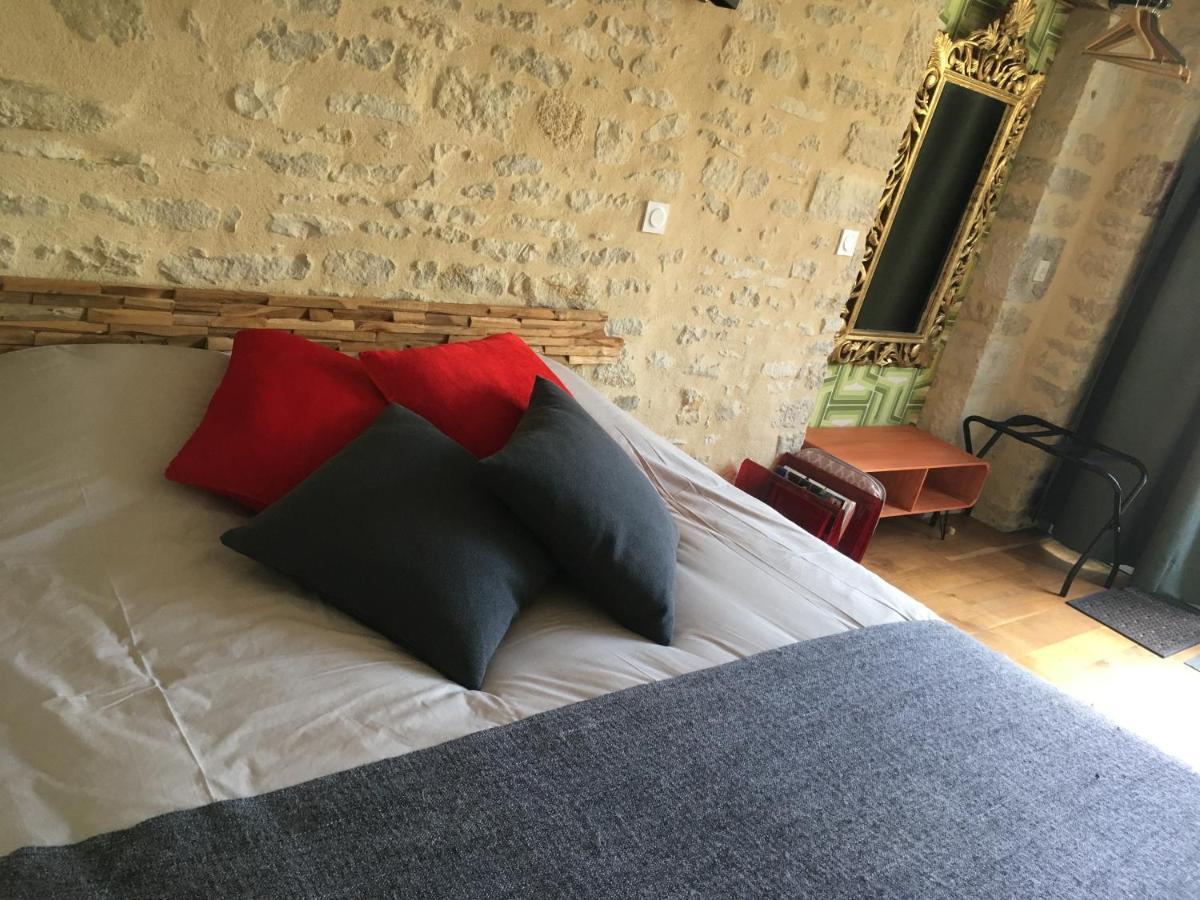 Fontenay-près-Vézelay Au Cheval Bleu Bed & Breakfast エクステリア 写真