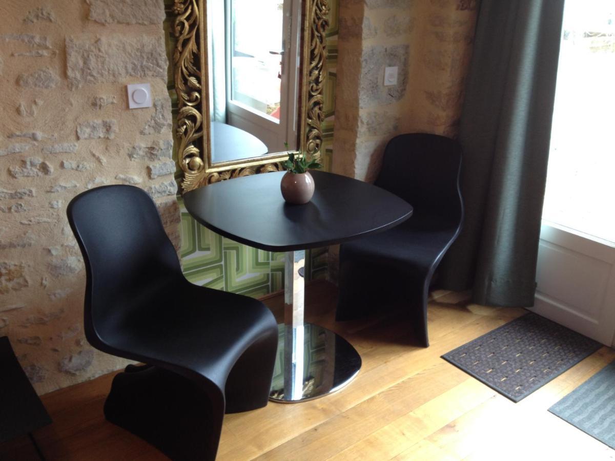 Fontenay-près-Vézelay Au Cheval Bleu Bed & Breakfast エクステリア 写真